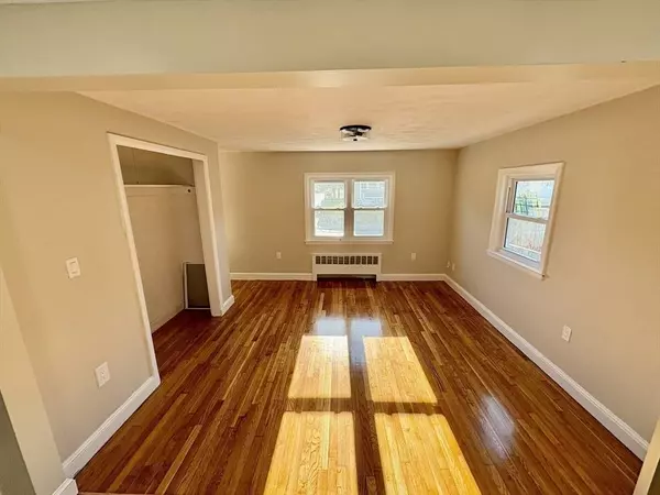 42 Osceola St, Boston, MA 02136