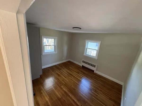 42 Osceola St, Boston, MA 02136