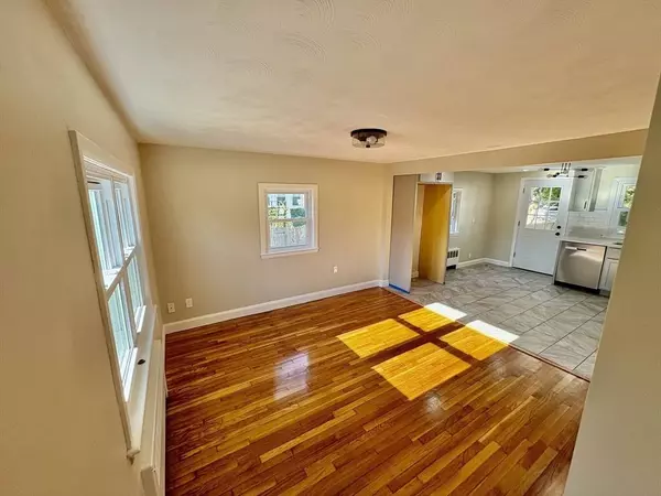 42 Osceola St, Boston, MA 02136