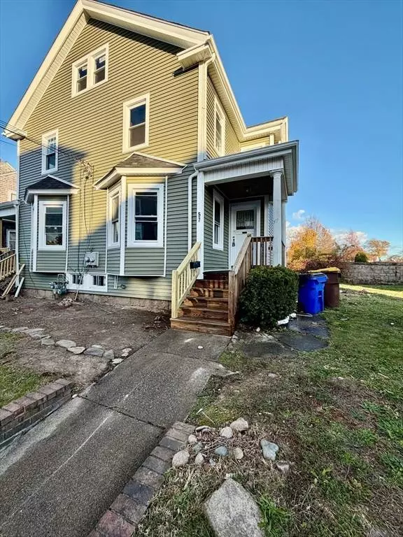 57 Colfax St #57, Fall River, MA 02720