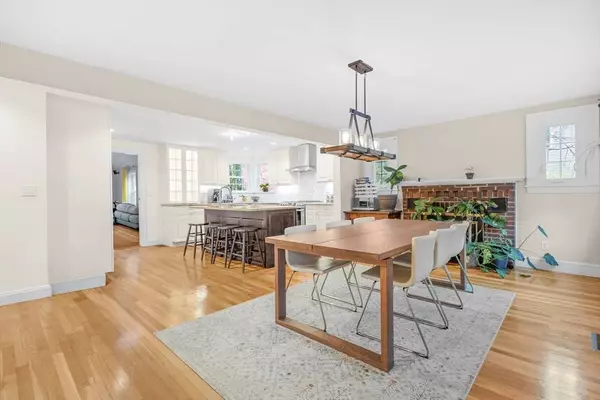 486 Washington St, Walpole, MA 02032