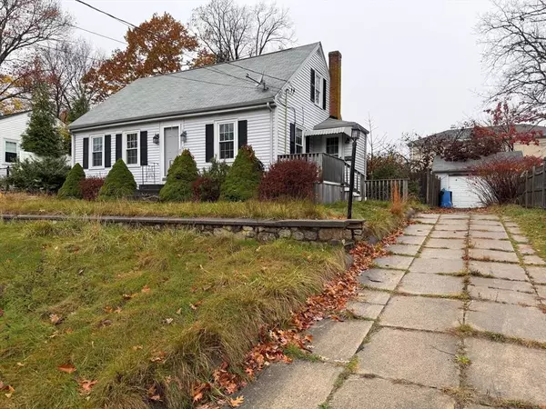 66 Belmont St, Whitman, MA 02382