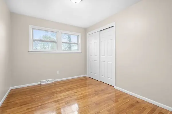 575 East St, Brockton, MA 02302
