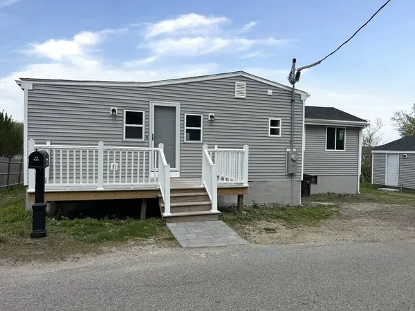 100 Westminster Rd, Weymouth, MA 02189