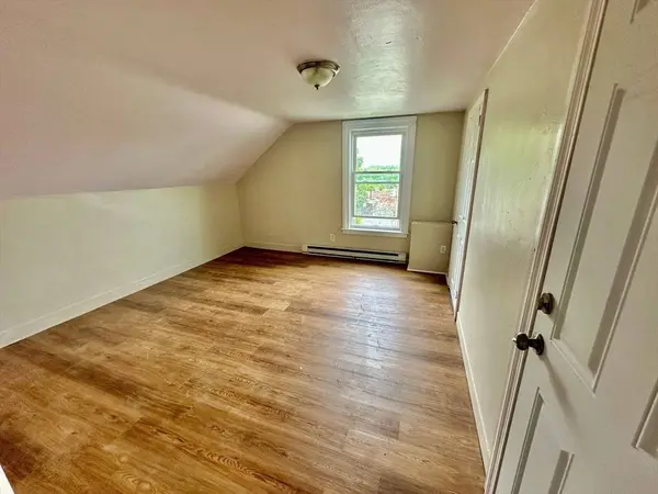 37 Hale St #3, Bridgewater, MA 02324