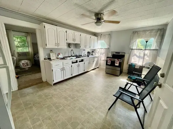 157 Woodland #2, Gardner, MA 01440