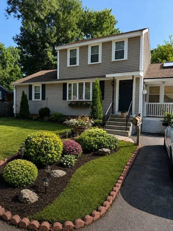 28 Walnut Ter