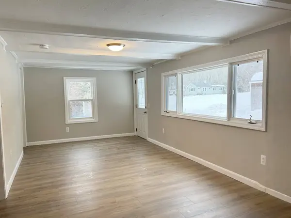 16 Upton St, Hanson, MA 02341