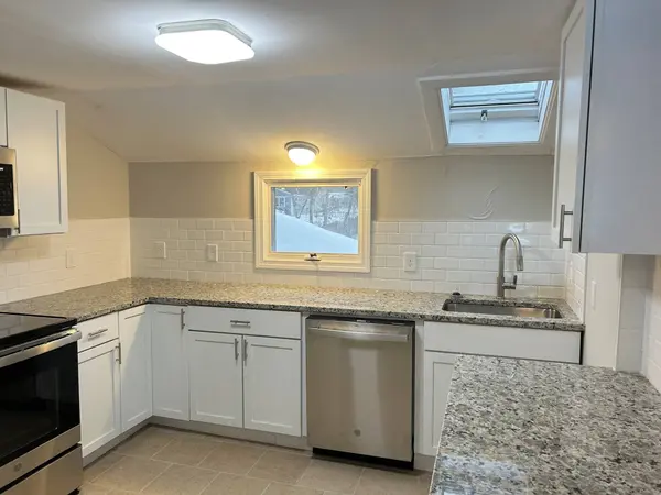 16 Upton St, Hanson, MA 02341