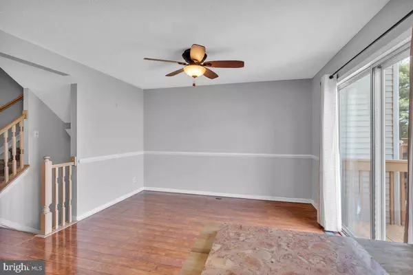 38 PEBBLE LN, Blackwood, NJ 08012