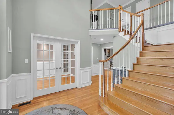 40 COUNTRY SQUIRE LN, Marlton, NJ 08053