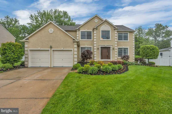 40 COUNTRY SQUIRE LN, Marlton, NJ 08053