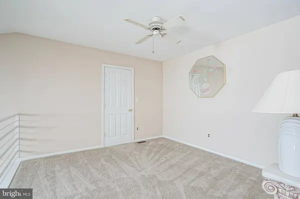 412 PEPPER MILL CT, Sewell, NJ 08080