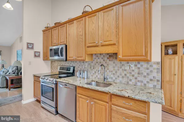 19 HYANNIS DR, Cape May, NJ 08204