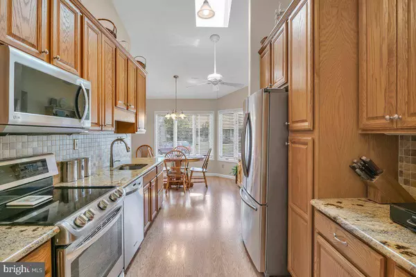 19 HYANNIS DR, Cape May, NJ 08204