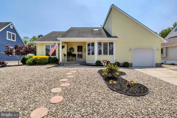 19 HYANNIS DR, Cape May, NJ 08204