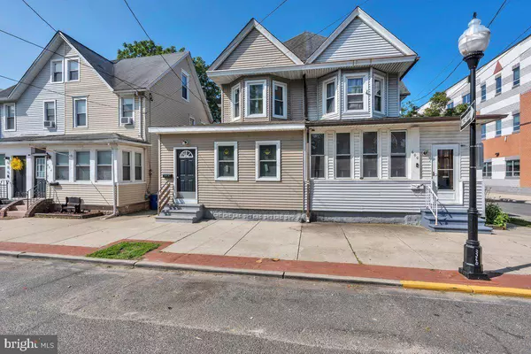 602 MARKET ST, Gloucester City, NJ 08030