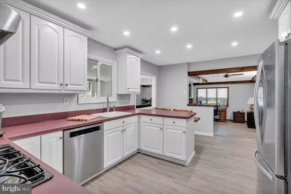 19 ONIONTOWN RD, Medford, NJ 08055