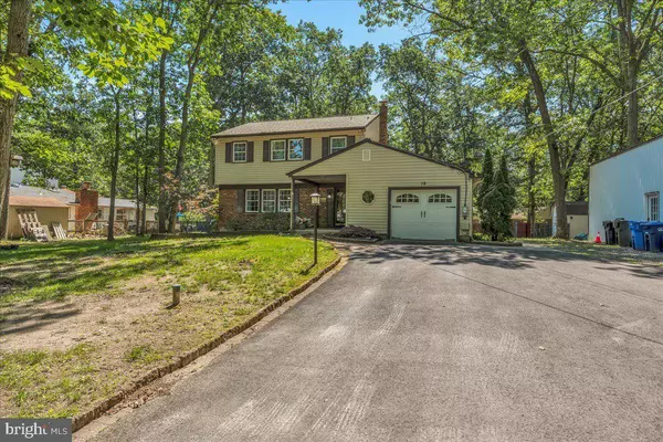 19 ONIONTOWN RD, Medford, NJ 08055