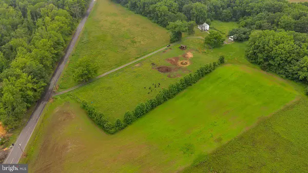 81 CHENEY RD, Woodstown, NJ 08098