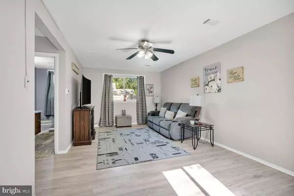 105 MASON RUN, Pine Hill, NJ 08021