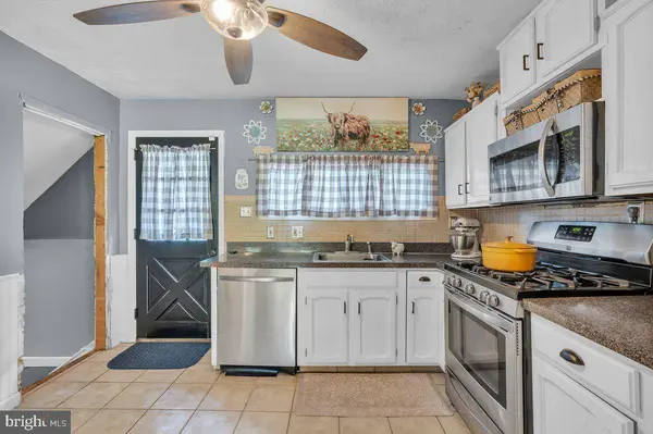 25 RICHARDS AVE, Pine Hill, NJ 08021