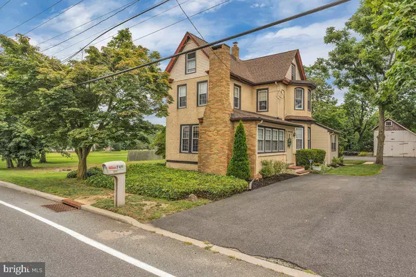 749 BARNSBORO RD, Mullica Hill, NJ 08062