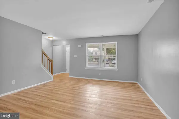 33 LIBRA LN, Sewell, NJ 08080