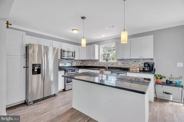 1022 JERICHO LN, Woodbury, NJ 08096