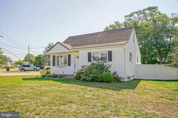 512 E CHURCH ST, Blackwood, NJ 08012