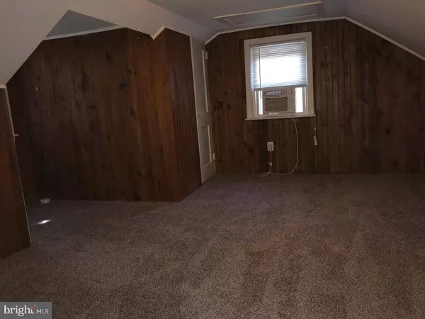 780 GLASSBORO RD, Williamstown, NJ 08094