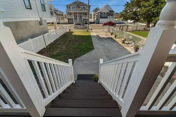223 W 19TH Avenue, North Wildwood, NJ 08260