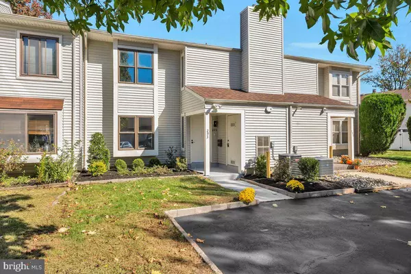 293 IVY CT, Marlton, NJ 08053