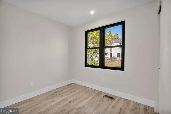 293 IVY CT, Marlton, NJ 08053