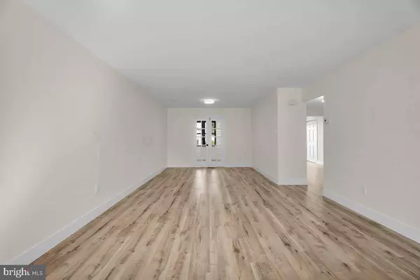 293 IVY CT, Marlton, NJ 08053