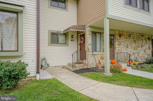 102 AVIGNON WAY, Pennsauken, NJ 08109