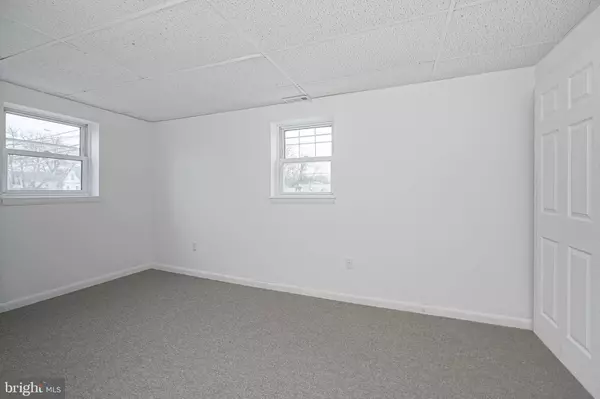 102 N BLACK HORSE PIKE, Blackwood, NJ 08012