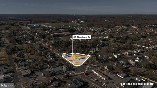 25 GLASSBORO RD, Williamstown, NJ 08094