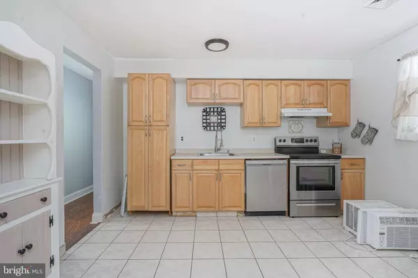 1304 MORGAN RD, Williamstown, NJ 08094