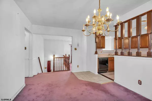 363 Upland Ave, Absecon, NJ 08201