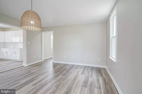 501 SICKLERVILLE RD, Sicklerville, NJ 08081