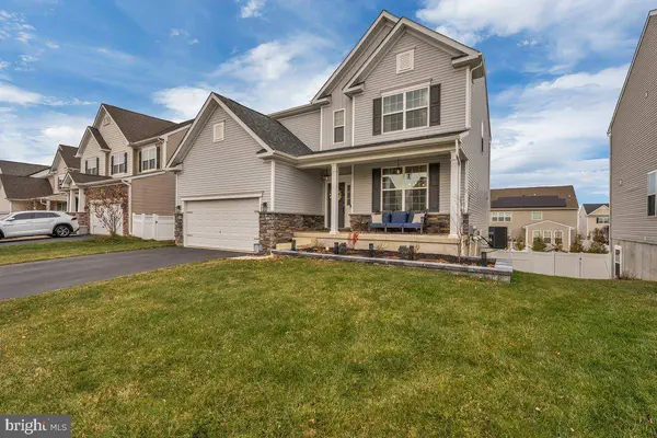 11 COTTONWOOD RD, Swedesboro, NJ 08085