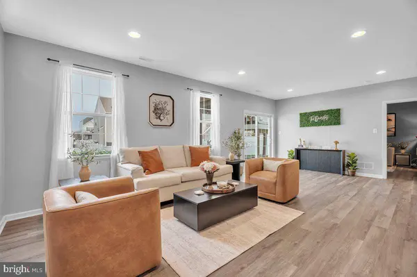11 COTTONWOOD RD, Swedesboro, NJ 08085