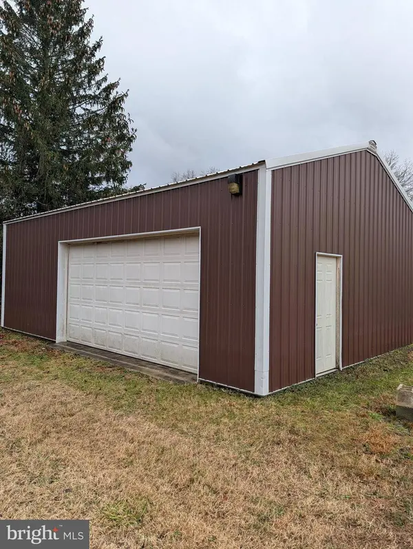 2316 COLES MILL RD #(GARAGE ONLY), Franklinville, NJ 08322