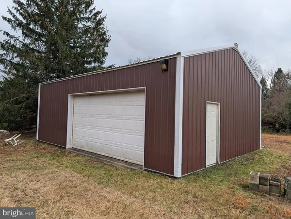 2316 COLES MILL RD #(GARAGE ONLY), Franklinville, NJ 08322