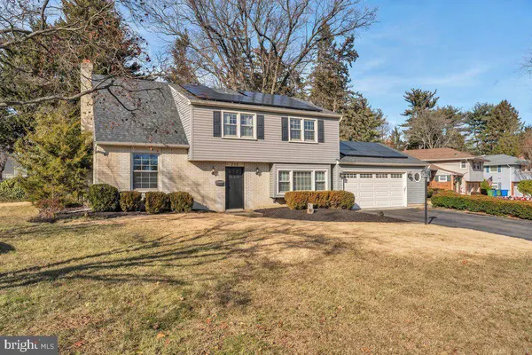 228 N MADISON AVE, Cherry Hill, NJ 08002