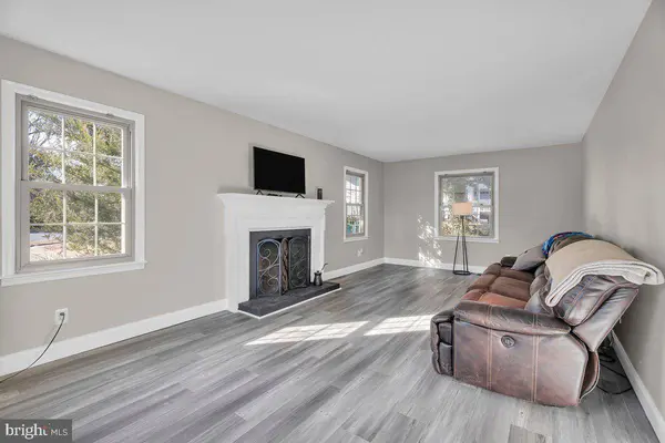 228 N MADISON AVE, Cherry Hill, NJ 08002