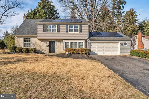 228 N MADISON AVE, Cherry Hill, NJ 08002