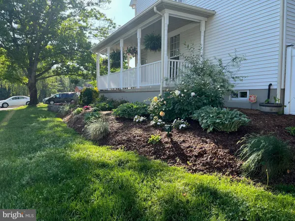 54 RED BANK DR, Sicklerville, NJ 08081