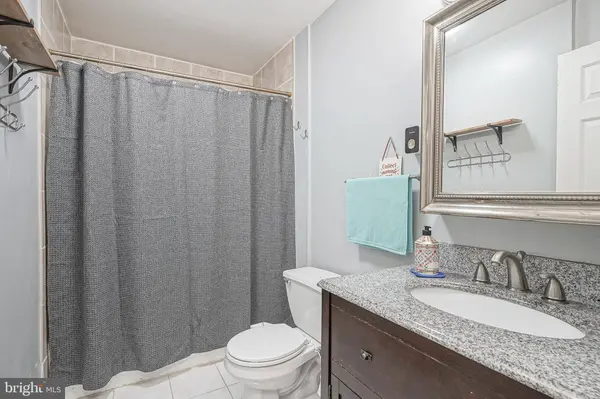 2008 LUCAS LN, Voorhees, NJ 08043